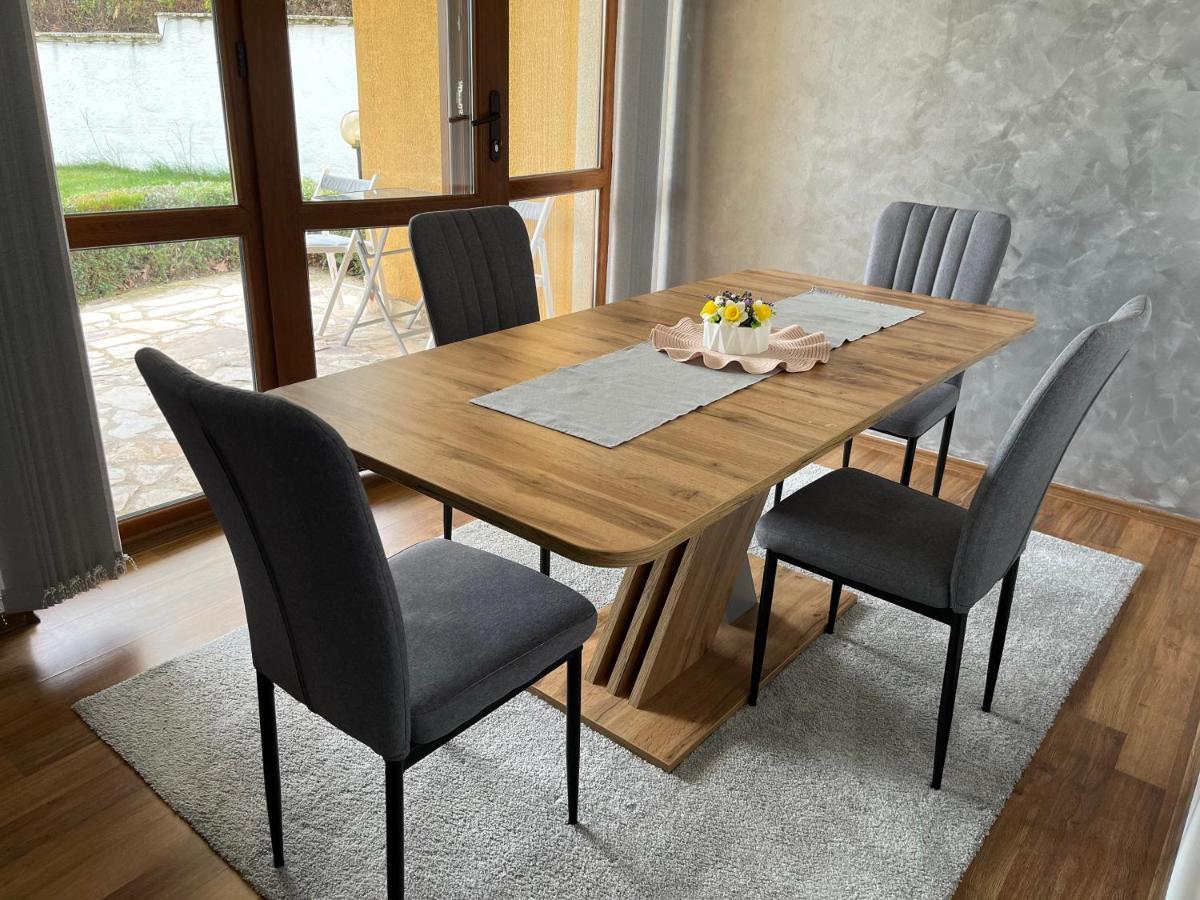 Eggo Apartment - Oasis Beach Apartments Kamchia Близнаци Екстериор снимка